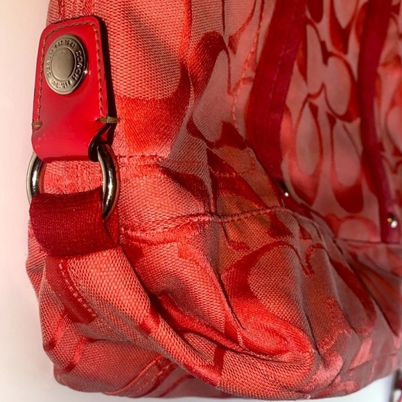 Coach Daisy Pink Tote Bag - Picture 6 of 10